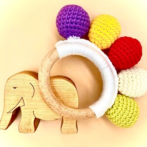 Montessori Colorful Crochet Rattle, Rainbow Amigurumi Rattle, Grasping Ring, Gripping Ring, baby gift newborn, educational toys baby image 1