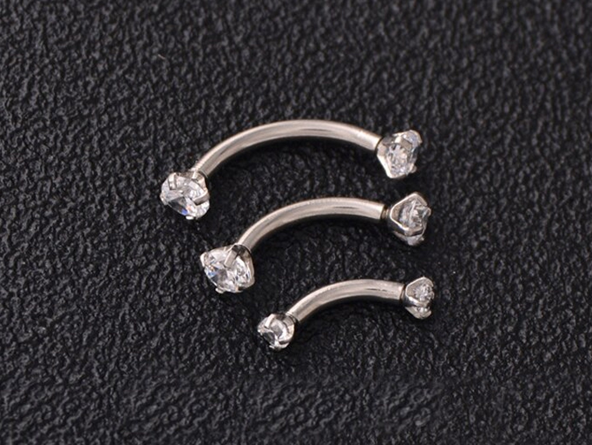 Titanium Vertical Labret Stud Lip Piercings With Prong Set - Etsy UK