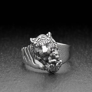 Sterling Silver Tigress with Little Tiger Silver Ring, Tiger Lovers Gift, Handmade Animal Jewelry, Animal Lovers Ring, Wild Animal Jewelry