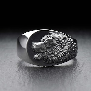Sterling Silver Grizzly Bear Ring, Oval Signet Ring for Men, Viking Spirit Jewelry, Bold Minimalist Animal Gift, Handmade Masculine Ring