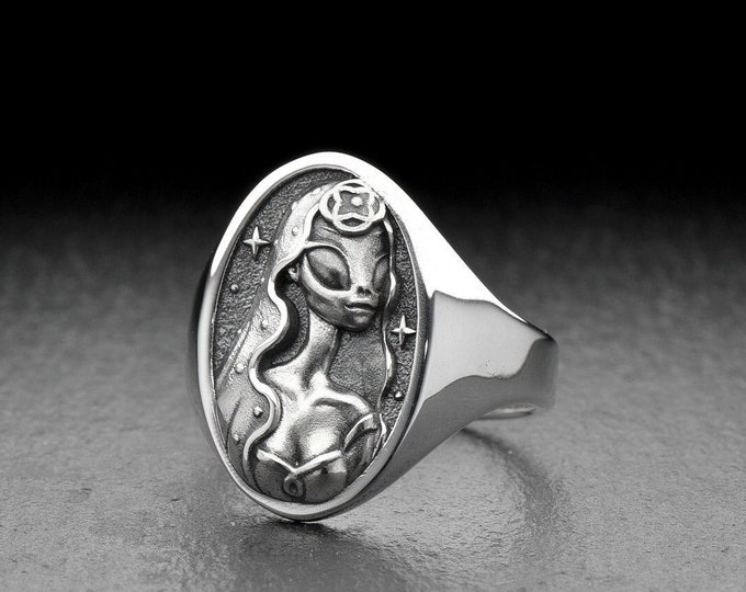 Sterling Silver Alien Bride Ring, Handmade Space Jewelry, Extraterrestrial Ring, Alien Lovers Gift, Space Lovers Jewelry, Alien Jewelry