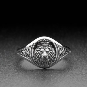 Sterling Silver Lion King Signet Ring, 925 Silver Lion Head Ring for Men, Handmade Wild Cat Jewelry, Symbol of Strength and Leadership
