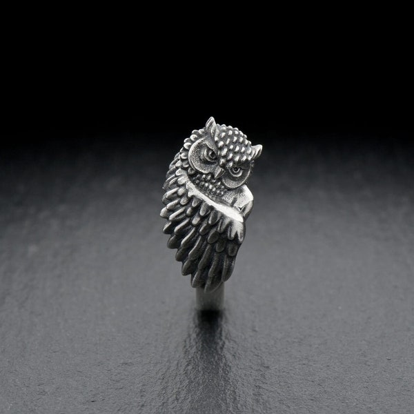 Bague hibou en argent sterling, bijoux oiseau sage, cadeau pour amoureux de la chouette, bijoux oiseau faits main, bague oiseau, bague animal fait main, bague amoureux des oiseaux