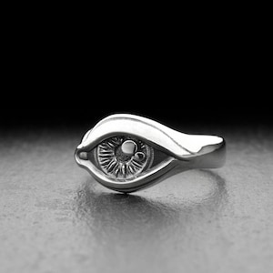 Oxidized Sterling Silver Eye Ring: Mystic Halloween Jewelry
