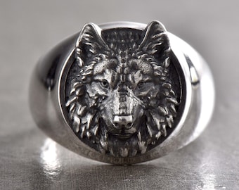 Handmade Sterling Silver Wolf Head Signet Ring: Rustic Animal Jewelry