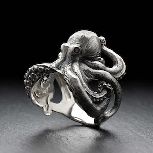Sterling Silver Octopus ring, Octopus jewelry, Squid Jewelry, Sea lovers gift, Octopus jewelry, Sea Creatures Ring, Octopus Lovers Ring
