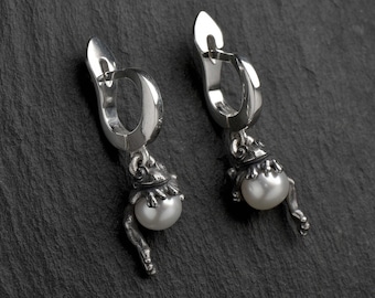 Orecchini a forma di rana in argento sterling con perla: gioielli fatti a mano con animali - Italia
