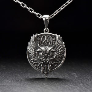 Sterling Silver pendant Owl, Bird jewelry, Owl Necklace, Bird Lovers Pendant, Owl Lovers Gift, Handmade Jewelry, Gothic Pendant