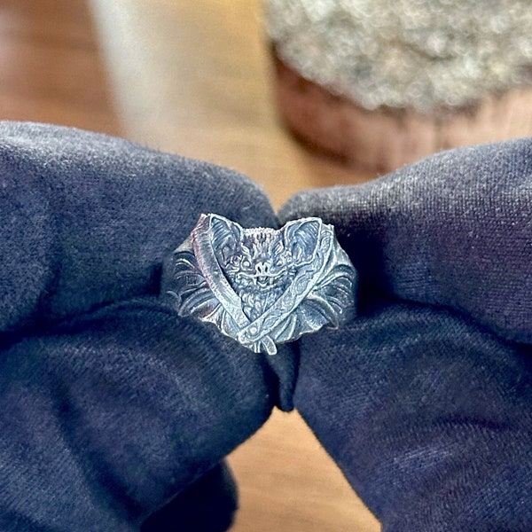 Bat Ring - Etsy