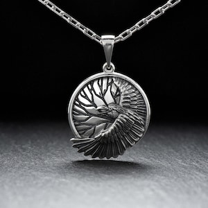 Sterling Silver Raven Pendant, Raven Jewelry, Symbol of Wisdom, Raven Lovers Gift, Handmade Bird Ring, Animal Jewelry, Gothic Necklace