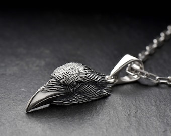 Colgante de cabeza de cuervo de plata de ley: collar gótico de cuervo, joyería animal.