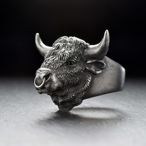 Sterling Silver Bull Ring, Animal Jewelry, Handmade jewelry, Taurus Ring, Statement Ring, Bull lovers gift, Decoration with a bull