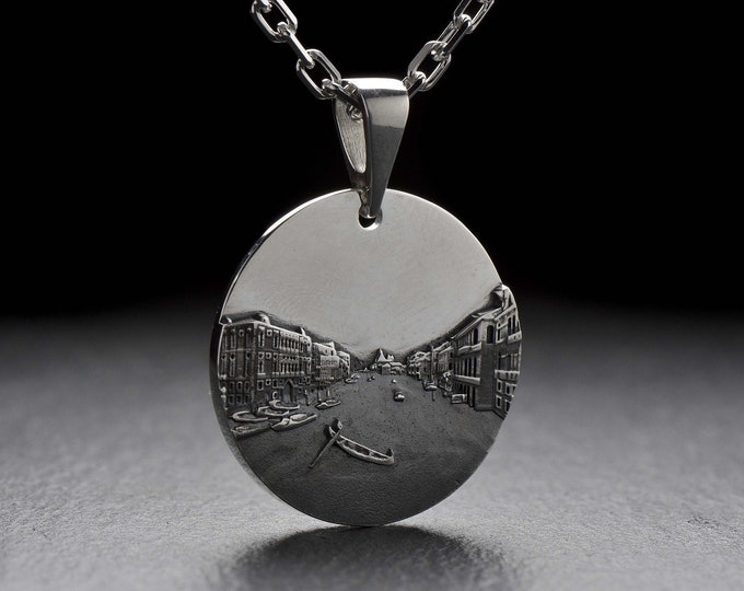 Sterling Silver Venice Pendant, Italy Cityscape pendant, Traveler jewelry, Architecture design, Venice skyline necklace, Venice Lovers Gift