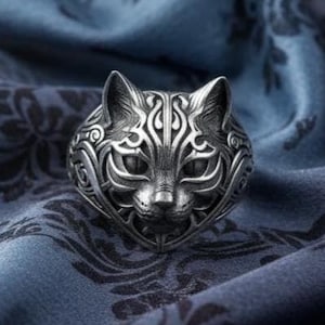 Oxidized Sterling Silver Cat Ring: Handmade Gothic Animal Jewelry