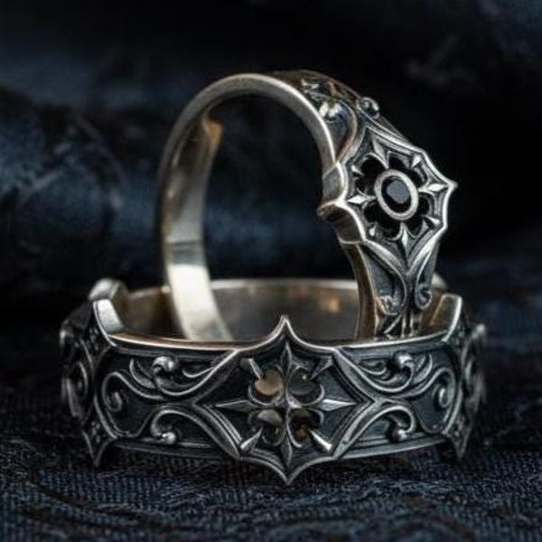 Gothic Sterlingsilber Ehering Set: Verzierte Mittelalter Ringe