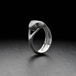 Made with high-quality materials and expert craftsmanship, this ring is both stylish and durable.