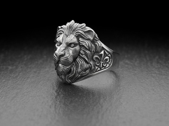 Sterling Silver Lion Ring: Handmade Animal Jewelry