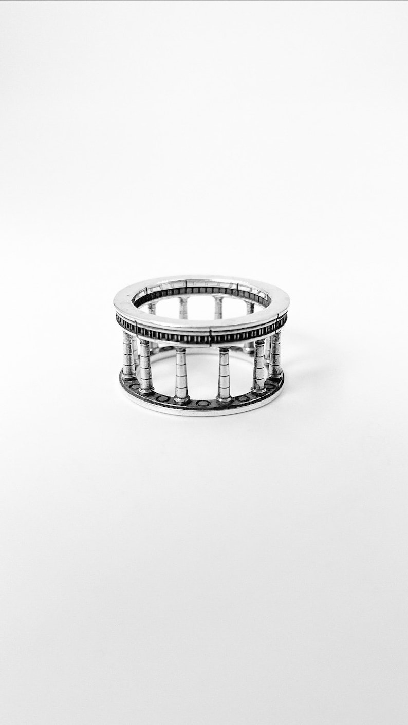 Introducing our elegant Sterling Silver Ring "Column," a timeless piece inspired by the beauty and grandeur of ancient architectural columns.