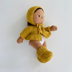 Dinkum doll knitted set, 4 pieces: Wave jacket, bonnet, panties and socks.