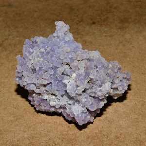 Lila Chalcedon (Trauben-Achat) Mineral