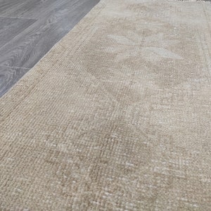 Vintage Turkish Wool Rug: Handmade Neutral Entryway Mat (1.54x3.31 ft)