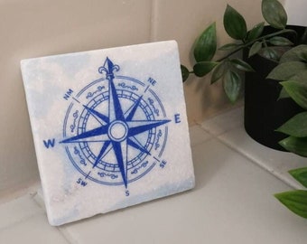 Vintage tile / coaster made of natural stone or travertine 10 x 10 cm (antique marble, motif: compass 1)