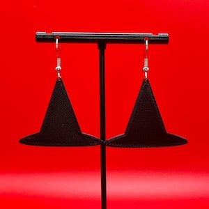 3D Printed Witch Hat Earrings
