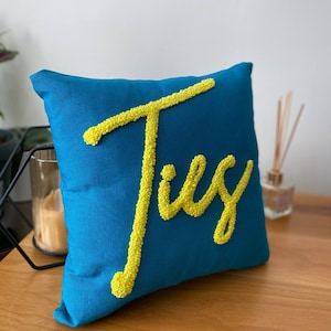 Personalisiertes Baby Namen Kissen, Punch Nadel Kissen, Benutzerdefinierte Baby Geschenk, Stickerei Babyparty Geschenkidee, Kinder Schlafzimmer Dekor, Muttertagsgeschenk