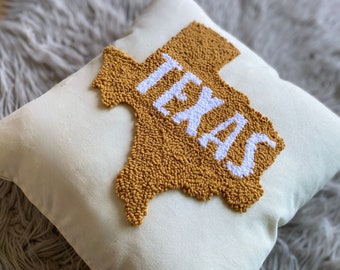 Embroidered Country Pillow, State Map Pillow, Personalized Punch Needle Pillowcase, Housewarming Gift Idea, Outdoor Cushion, Farmhouse Decor