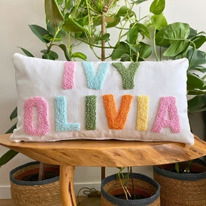 Customizable Embroidered Name Pillow, Personalized Punch Needle Pillowcase, Baby Shower Gift, Baby Room Decor, Nursery Pillow, Gift for Kids zdjęcie 5
