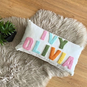 Customizable Embroidered Name Pillow, Personalized Punch Needle Pillowcase, Baby Shower Gift, Baby Room Decor, Nursery Pillow, Gift for Kids zdjęcie 1