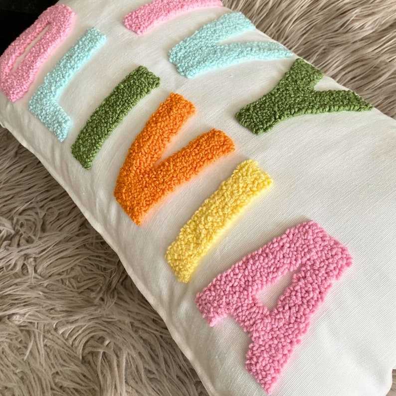 Customizable Embroidered Name Pillow, Personalized Punch Needle Pillowcase, Baby Shower Gift, Baby Room Decor, Nursery Pillow, Gift for Kids zdjęcie 4