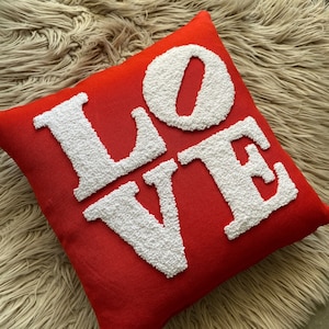 Punch Needle Embroidery Love Pillow, Personalized Custom Gift Idea, Gift for Couples, Gift for Her, Custom Throw Pillow, Mother&#39;s Day Gift