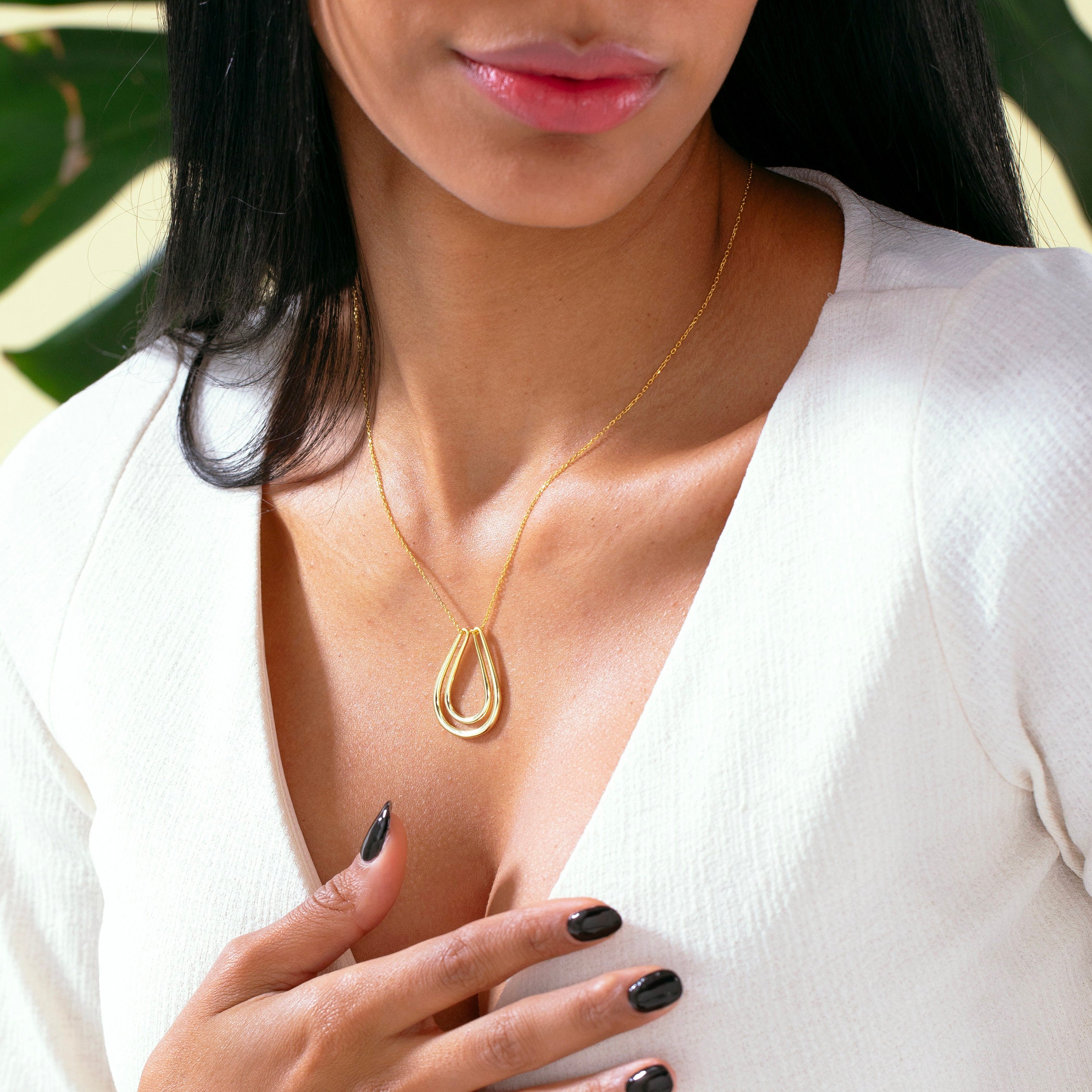 Collana portafedi nuziali, ciondolo a forma di V, regalo per infermiere, portafedi di fidanzamento - Italia