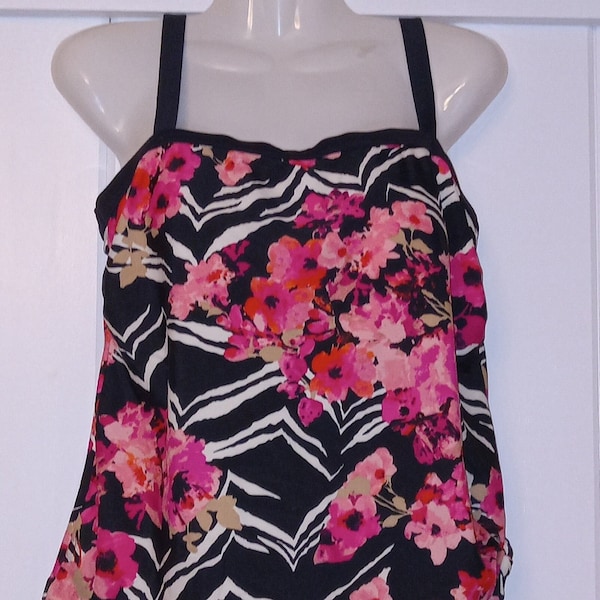 Maxine Of Hollywood Women's Romper One Piece Swimsuit, Black//Tropic Paradise, 20 - View #2