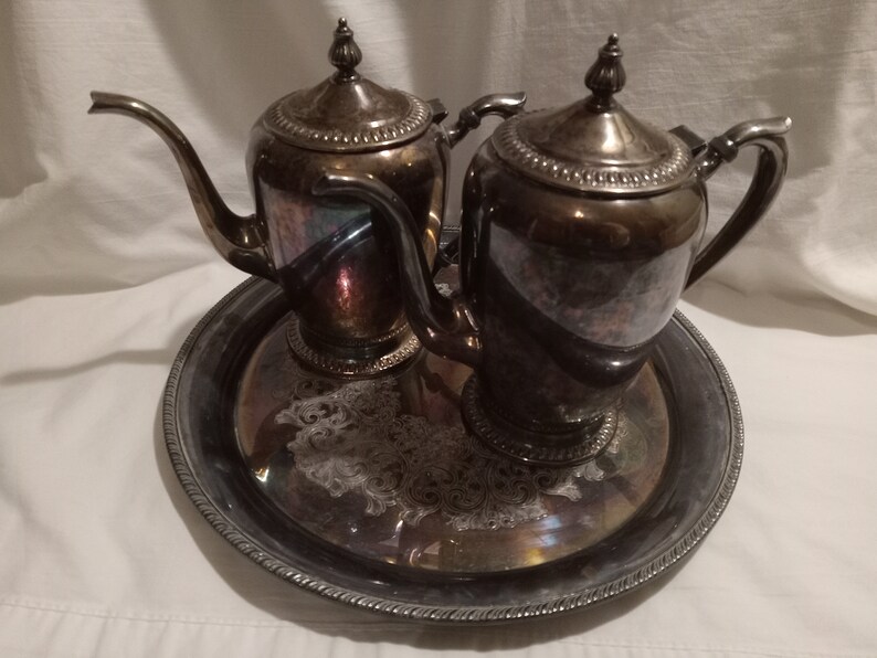 Vintage Set of 3 Wm Rogers Tea Pots Silver Tray Silverplate