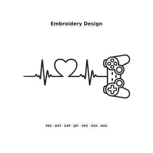 Puede incluir: Diseño de bordado en blanco y negro que presenta una línea de latido cardíaco con forma de corazón y un mando de videojuegos. El texto "Embroidery Design" está en la parte superior.