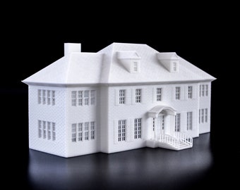 Home Alone McCallisters House 3d printed building model - paintable architectural miniature