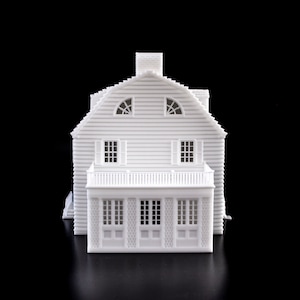 Modello stampato 3d di Amityville Horror Haunted House miniatura architettonica verniciabile immagine 4