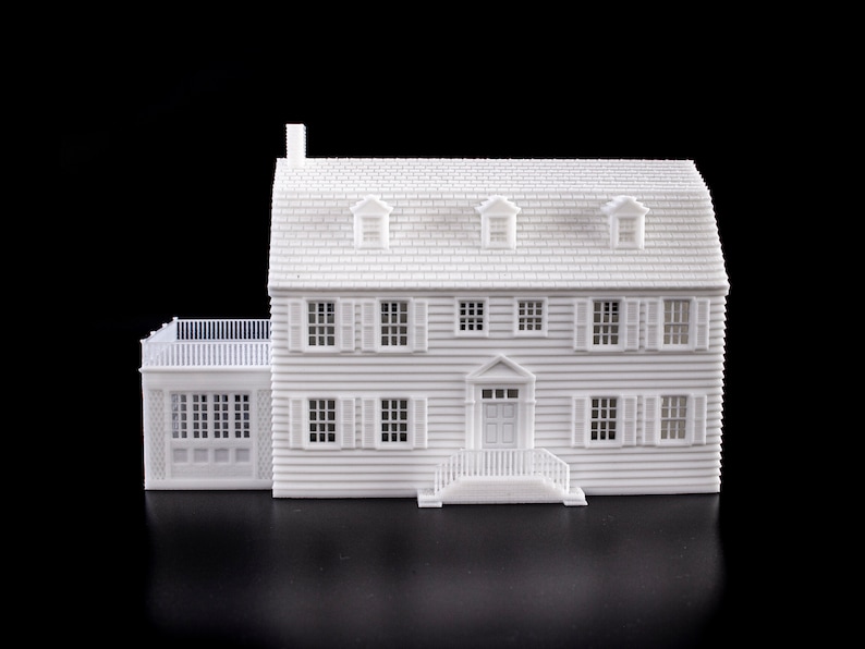 Modello stampato 3d di Amityville Horror Haunted House miniatura architettonica verniciabile immagine 2