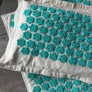 Yoga lover Christmas Gift | Acupressure Organic Natural Massage Mat and Pillow | Coconut Fibers and  Buckwheat filling