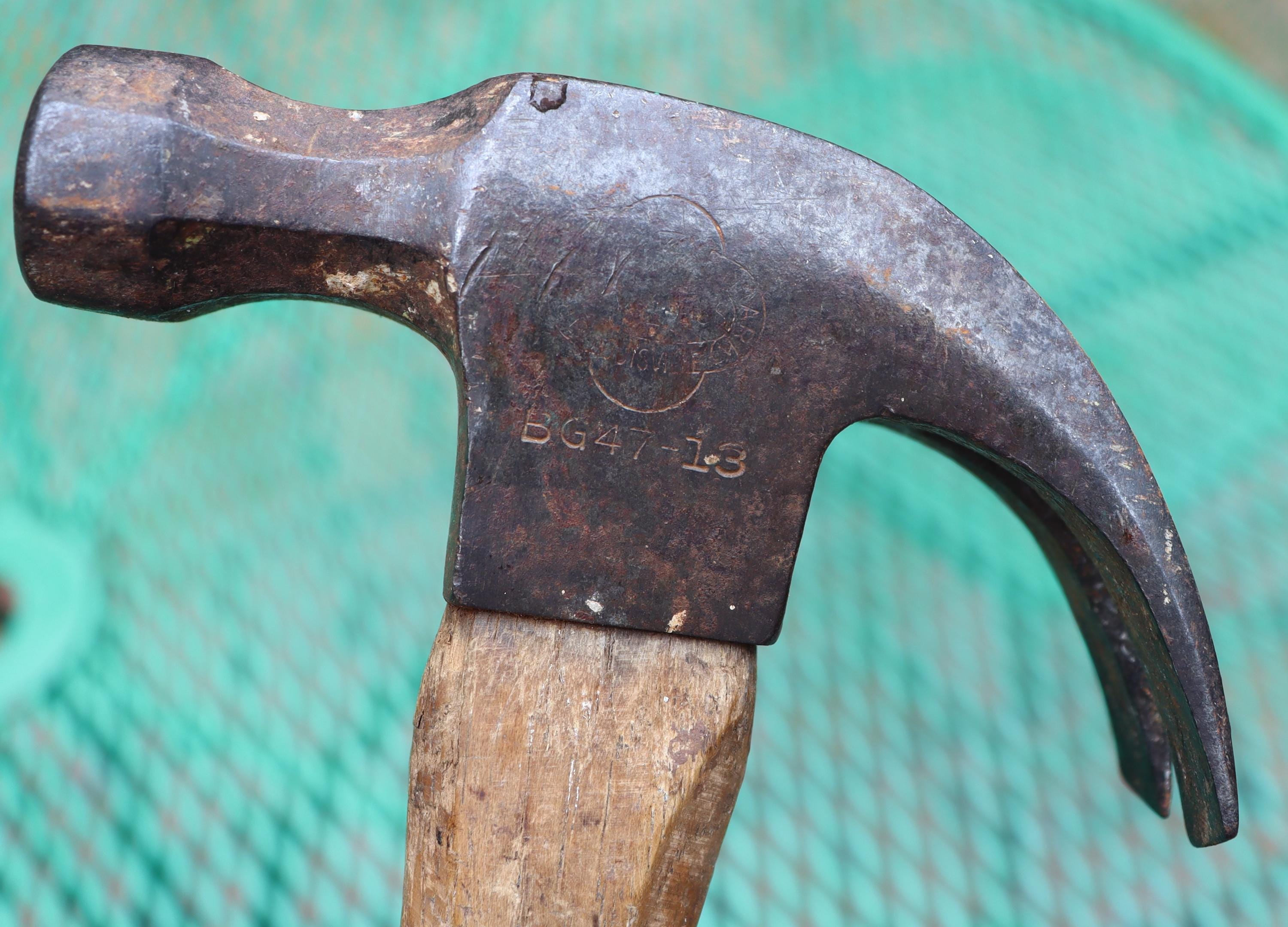 Vintage Belknap Blue Grass Claw Hammer 16 Ounce Wooden Handle Made