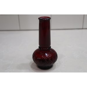 Vintage Avon Garnet Bud Vase Red Glass Occur Cologne Bottle *No Stopper*