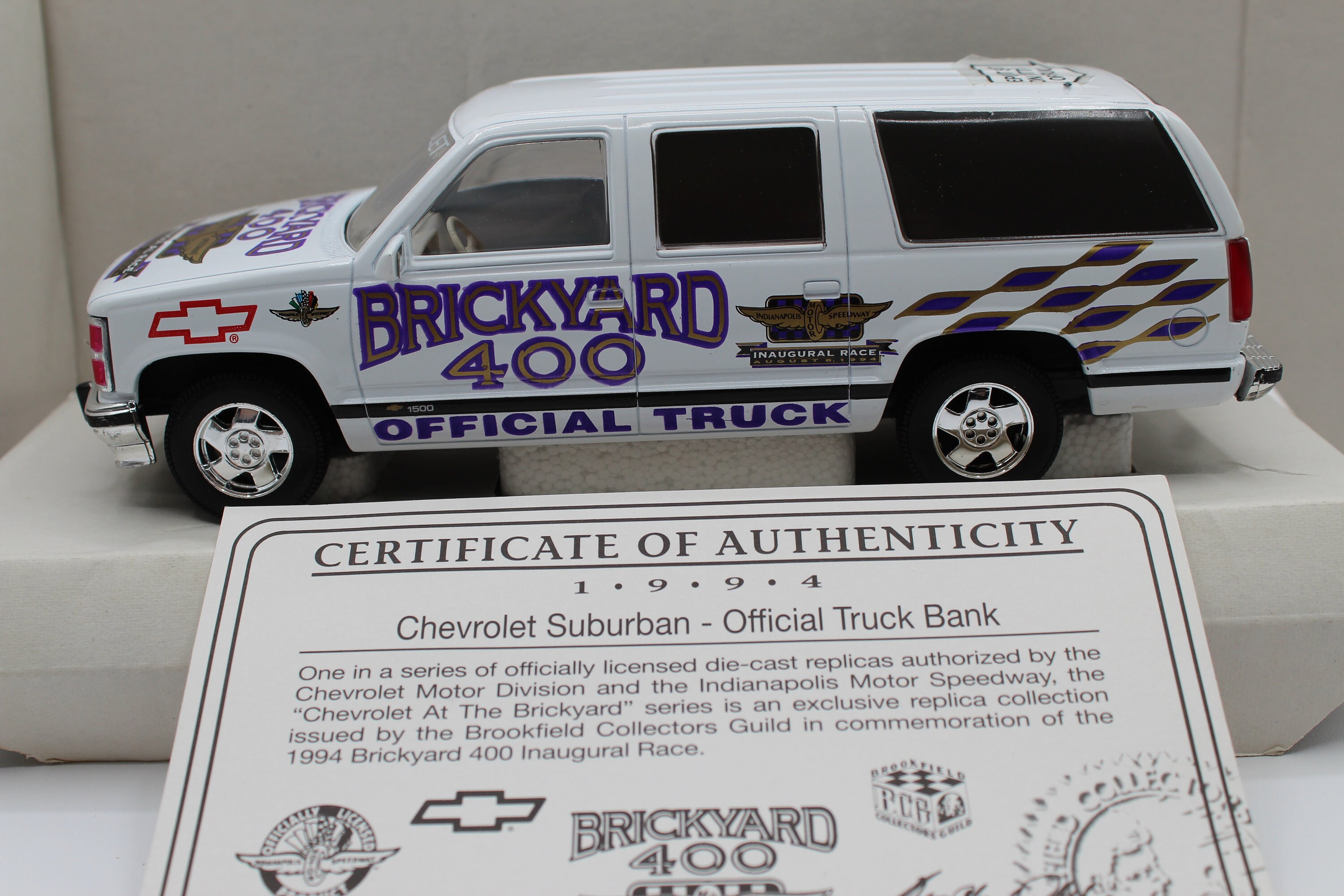 Brookfield 1994 GMC SUBURBAN ブルックフィールド サバーバン