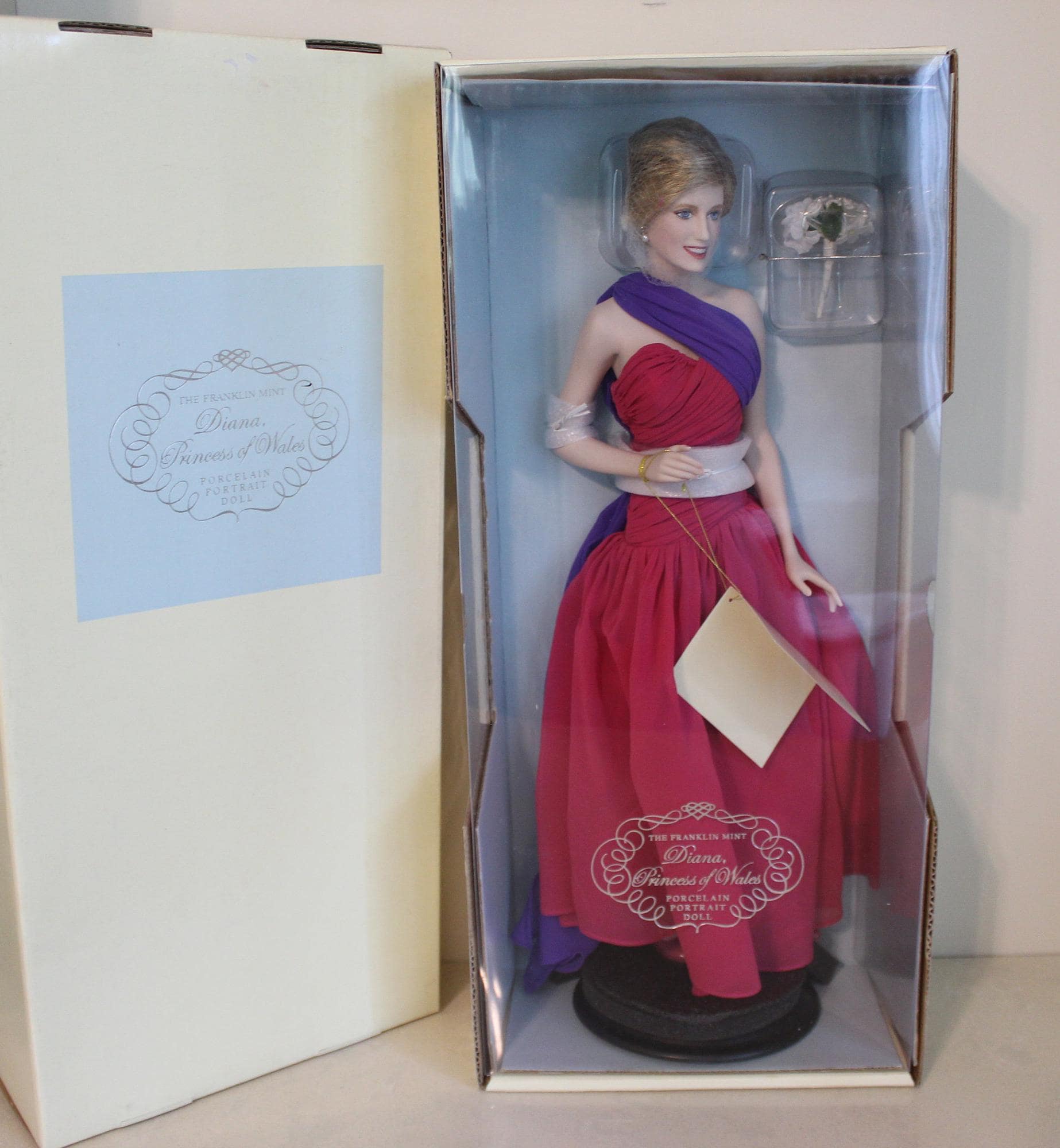 Vintage Franklin Mint Princess Diana Porcelain 17
