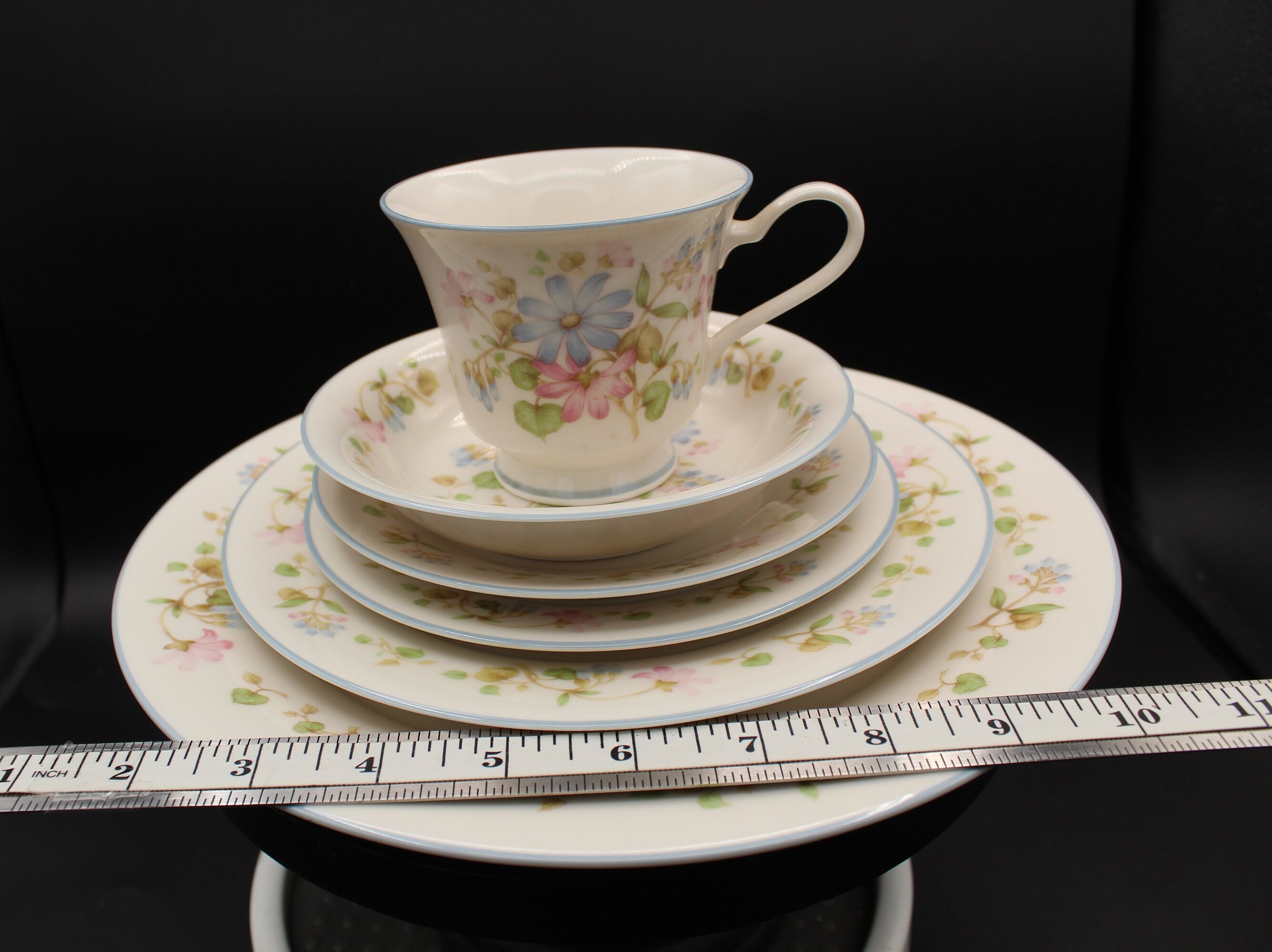 Vintage Noritake Ivory Bone China Melody #7212 6 Piece Place