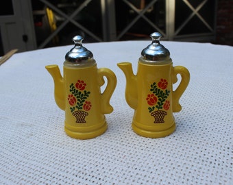 Vintage Avon Koffee Klatch Coffee Pot Field Flowers Foaming Bath Oil Decanters 1970's