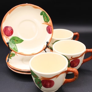 Franziskaner Apfelmuster Tasse und Untertasse Sets (Insgesamt 6 Stück) Made in den USA 1960er Jahre
