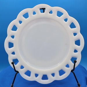 Vintage Hazel Atlas Milk Glass Lace Edge 8 3/8&#39; Plate Pierced Edge