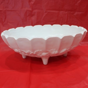 Vintage Indiana Milk Glass Harvest Grape Four-footed Fruit Bowl